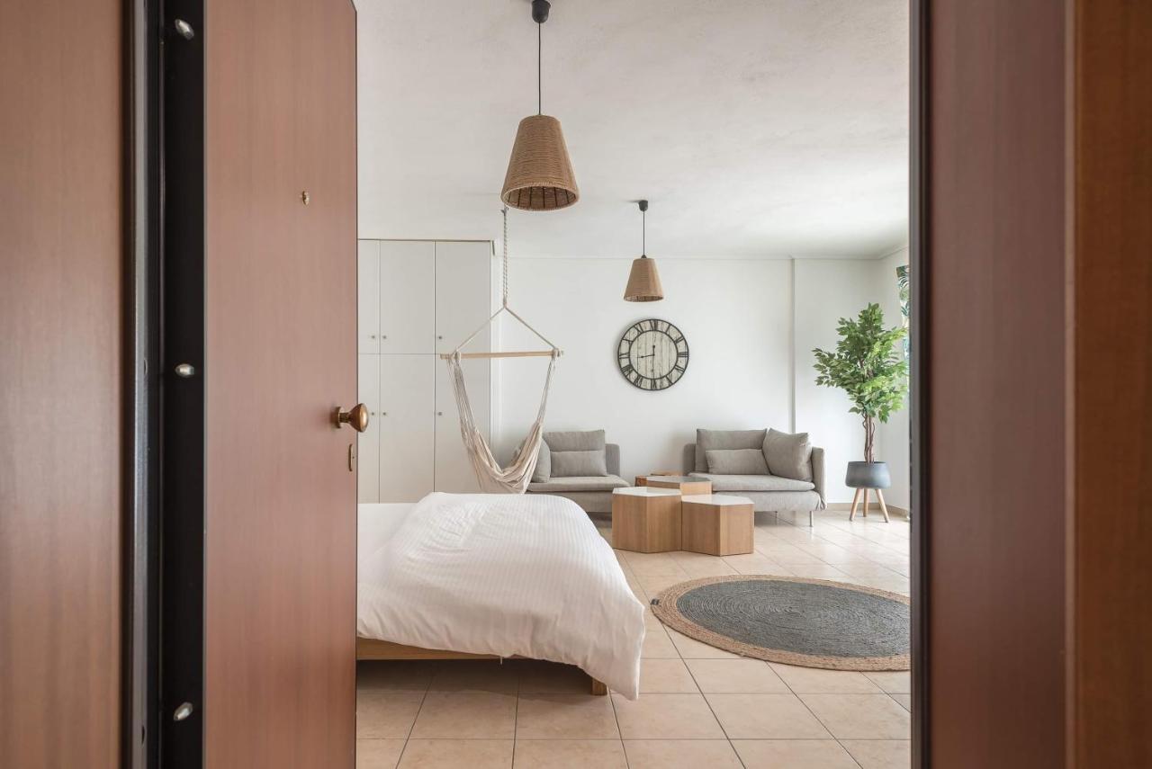 Athenian Home エクステリア 写真